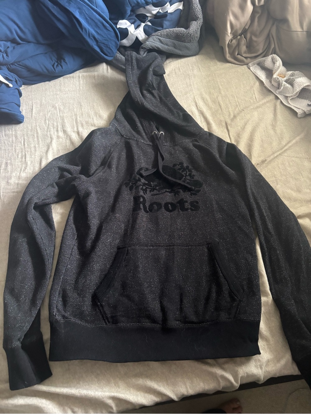 Roots womans Black Hoodie with Subtle Logo
